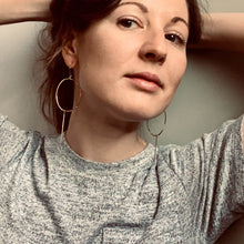 Load image into Gallery viewer, Cleopatra Earring Large - Gold