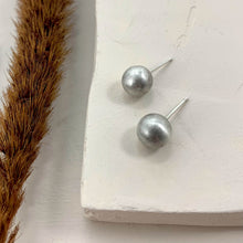 Load image into Gallery viewer, Frosted Sphere Studs - Silver