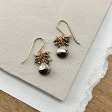 Load image into Gallery viewer, Grupo Earrings - Gold