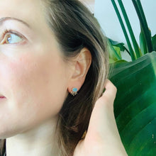 Load image into Gallery viewer, Lc Smooth Earring - Gold