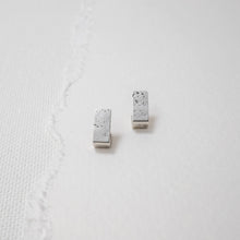 Load image into Gallery viewer, Rectangle Lobe Hugger - Silver