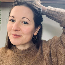 Load image into Gallery viewer, Sacallop Hoop Earring