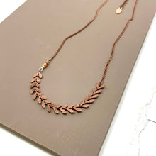 Load image into Gallery viewer, Chevron Chain Necklace