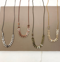 Load image into Gallery viewer, Chevron Chain Necklace