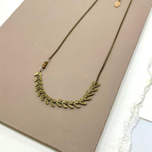 Load image into Gallery viewer, Chevron Chain Necklace