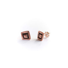 Load image into Gallery viewer, Diamond Print Stud - Copper
